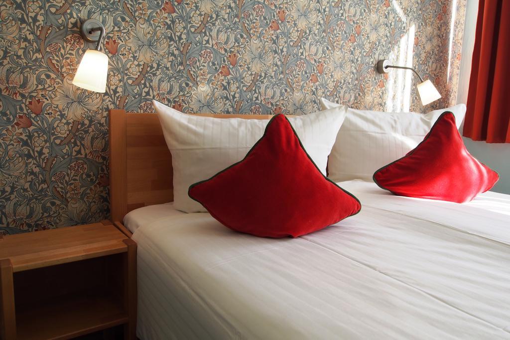 Gasthaus Hotel BRE 객실 사진